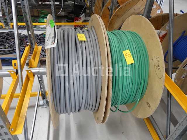 +- 100 m 18x1,5 mm² stroomkabel, +- 155 m 3g-stroomkabel1,5 mm² - afbeelding 1 van  8