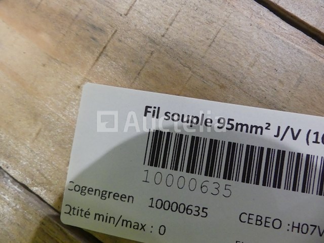 +- 15 m 95 mm² flexibele kabel, +- 31 m 95 mm² zwarte flexibele kabel, +- 48 m 12g 1,5 mm² flexibele kabel - afbeelding 6 van  9