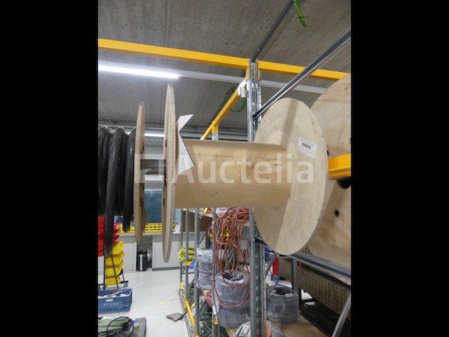 +- 17 m 120 mm² flexibele kabel, +- 35 m 25 mm² flexibele kabel - afbeelding 7 van  9