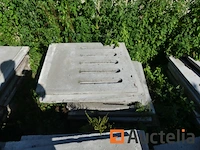 +/- 250 betonnen scheidingspanelen - afbeelding 12 van  12