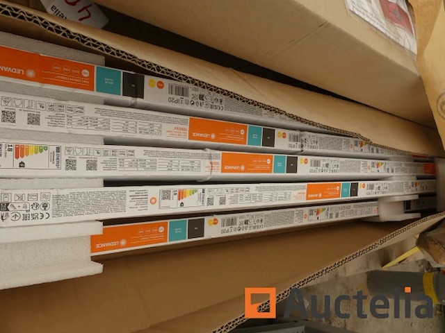 +/- 290 ledvance led buislamp t8 un v 1200 18 watt - afbeelding 4 van  4