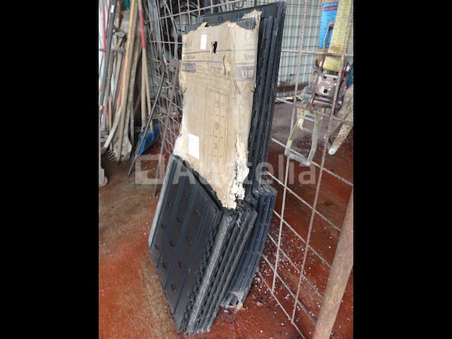 +/- 32 deeproot ub 24-2 anti-rooted planken - afbeelding 2 van  5