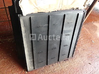 +/- 32 deeproot ub 24-2 anti-rooted planken - afbeelding 5 van  5