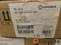 +/- 340 ledvance led buislamp t8 un v 1200 18 watt - afbeelding 3 van  4