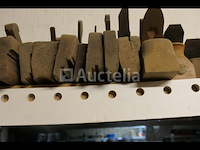 +/- 35 oude houten gereedschappen - afbeelding 6 van  6