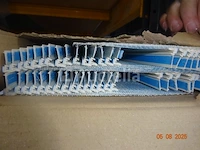 +/- 4 dozen hoeknet, 6 dozen apu-profielen - afbeelding 2 van  6