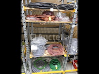 +- 425m aan diverse elektrische kabels