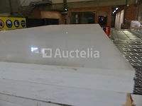 +/- 50 plexi panelen - afbeelding 3 van  4