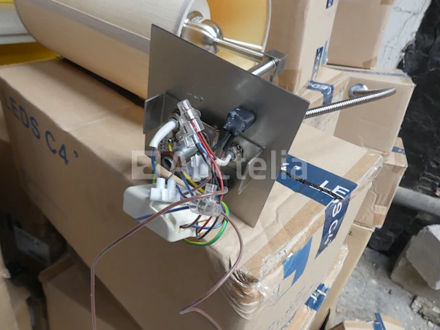 +/- 70 c4 led bed wandlamp - afbeelding 5 van  10