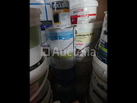 +/- 75 blikken verf en lijm - afbeelding 7 van  12