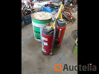 +-2 brandblusapparaten en accessoires - afbeelding 1 van  4