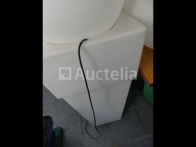 [010337-025] lichtbak en bollen - afbeelding 4 van  4