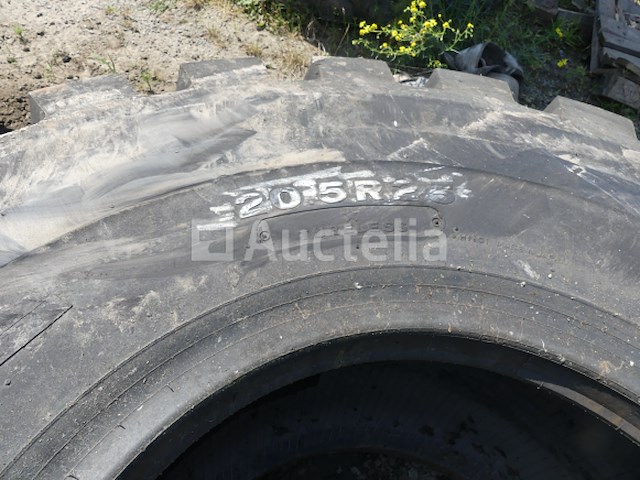 [010345-014] bridgestone 20.5 r 25 band voor bouwmachines - afbeelding 1 van  4