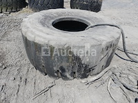 [010345-019] bridgestone 23.5 r 25 band voor bouwmachines - afbeelding 2 van  3