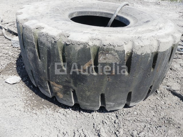 [010345-019] bridgestone 23.5 r 25 band voor bouwmachines - afbeelding 3 van  3