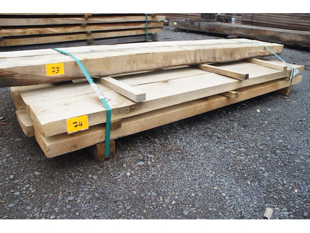 0,16 m³ industrieel eiken balken 50x200 - afbeelding 1 van  3