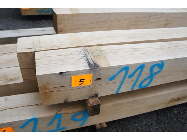 0,21 m³ eiken balken 150x150 - afbeelding 2 van  4