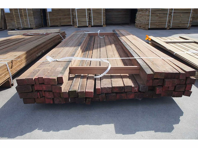 0,25 m³ azobe 40mm - afbeelding 4 van  4