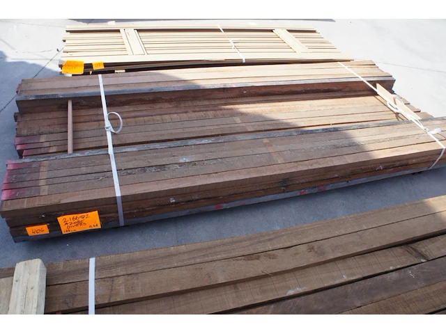 0,25 m³ azobe 40mm - afbeelding 1 van  4