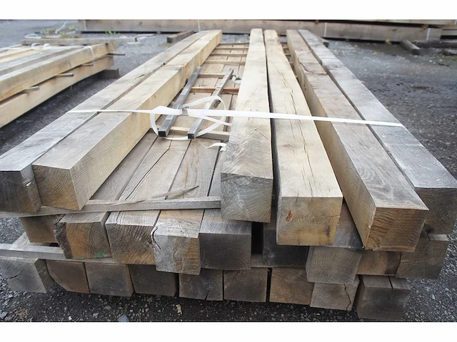 0,27 m³ eiken balken 100x100 - afbeelding 3 van  4