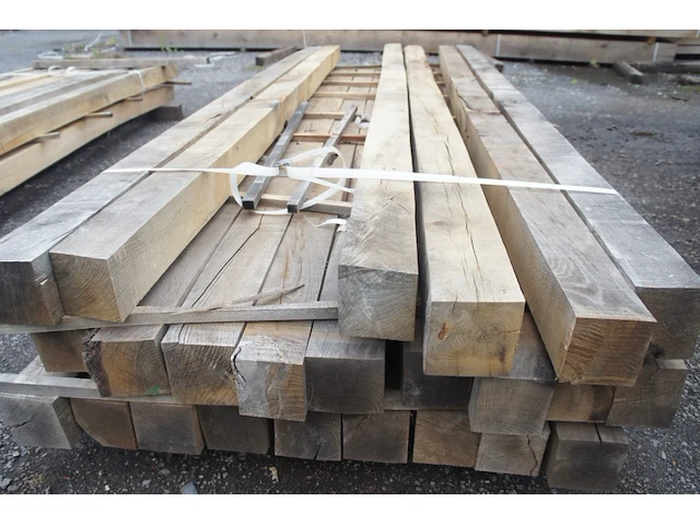 0,27 m³ eiken balken 100x100 - afbeelding 3 van  4