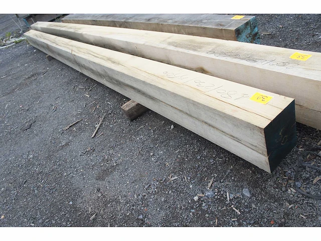 0,28 m³ eiken balk 200x250 - afbeelding 3 van  4
