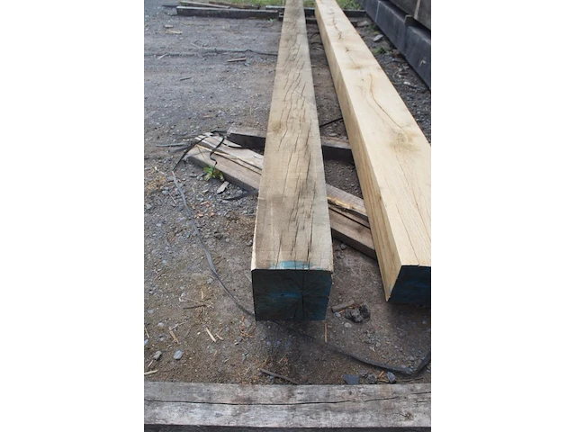 0,30 m³ eiken balk 200x250 - afbeelding 4 van  5