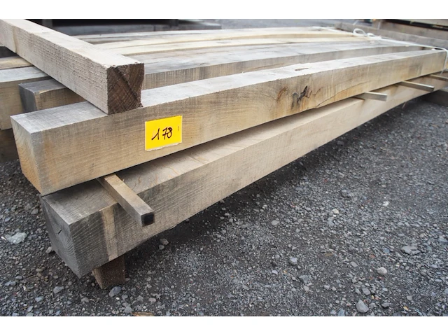 0,35 m³ eiken balken 100x100 - afbeelding 2 van  4