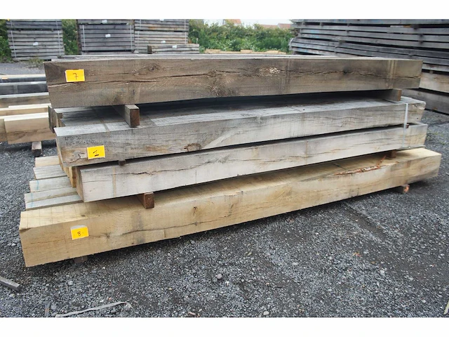0,38 m³ eiken balken 200x200 - afbeelding 1 van  4
