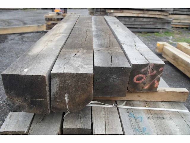 0,38 m³ eiken balken 200x200 - afbeelding 4 van  4