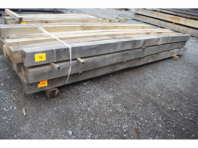 0,45 m³ eiken balken 100x100 - afbeelding 1 van  4