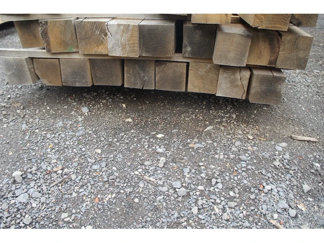 0,45 m³ eiken balken 100x100 - afbeelding 3 van  4