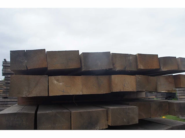 0,45 m³ eiken balken 80x150 - afbeelding 4 van  4