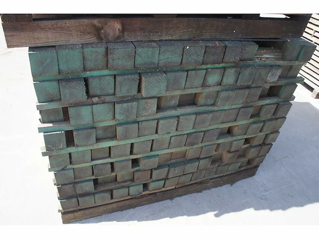 0,45 m³ eiken kepers 70x70mm - afbeelding 4 van  4