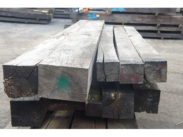 0,45 m³ oude eiken balken - afbeelding 4 van  4