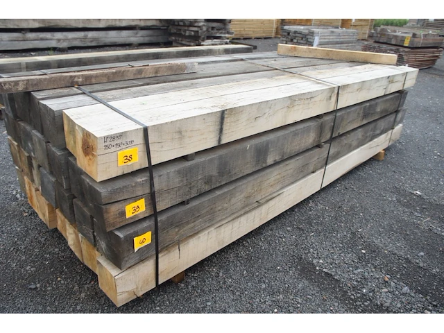0,47 m³ eiken balken 150x150 - afbeelding 1 van  4