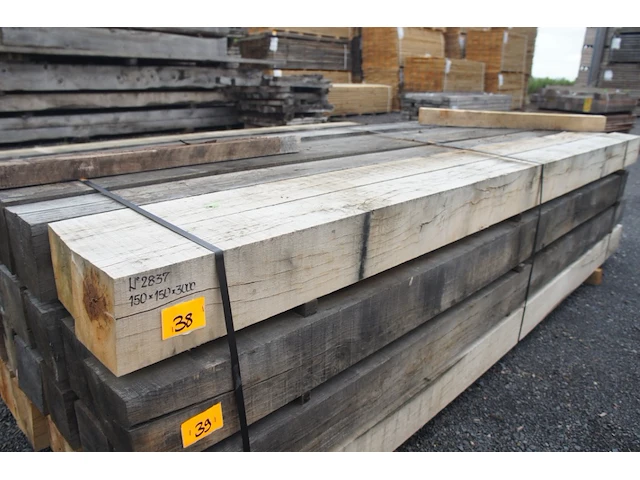 0,47 m³ eiken balken 150x150 - afbeelding 2 van  4