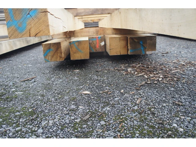 0,49 m³ eiken balken 150x150 - afbeelding 3 van  3