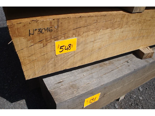 0,60 m³ eiken balken 200x200 - afbeelding 2 van  4