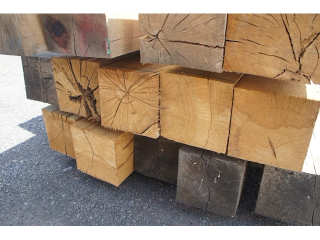 0,60 m³ eiken balken 200x200 - afbeelding 3 van  4