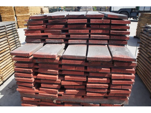 0,62 m³ eiken planken 30mm rustiek - afbeelding 3 van  4