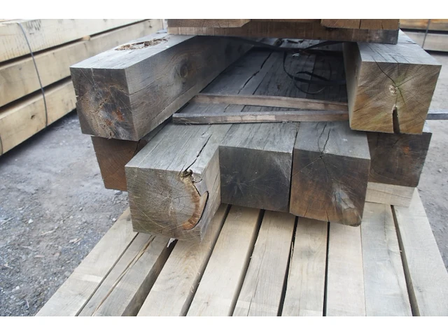 0,68 m³ eiken balken 200x200 - afbeelding 2 van  2