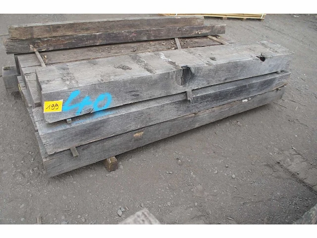0,69 m³ oude eiken balken 130x220 - afbeelding 1 van  3