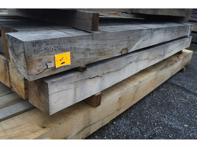 0,79 m³ eiken balken 150x150 - afbeelding 2 van  4