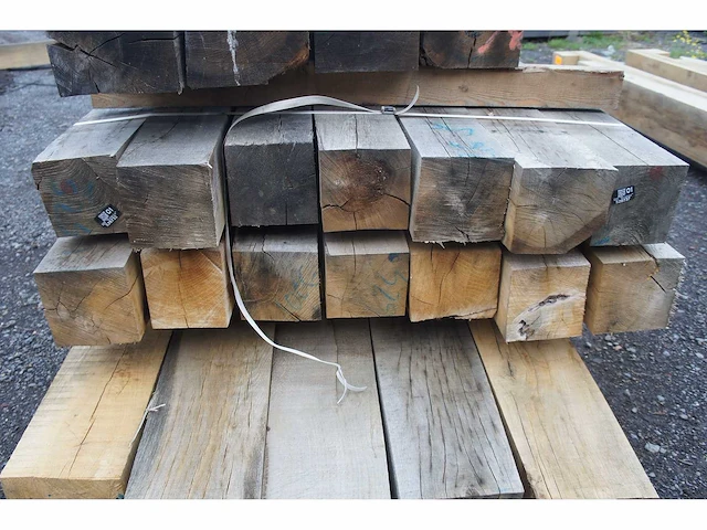 0,79 m³ eiken balken 150x150 - afbeelding 4 van  4