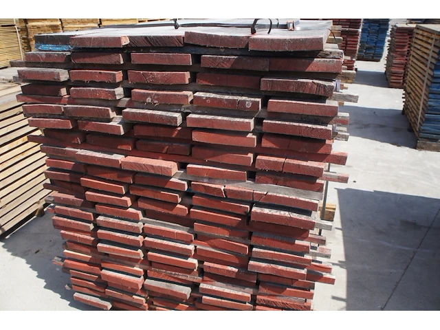 0,79 m³ eiken planken 30mm rustiek - afbeelding 3 van  4
