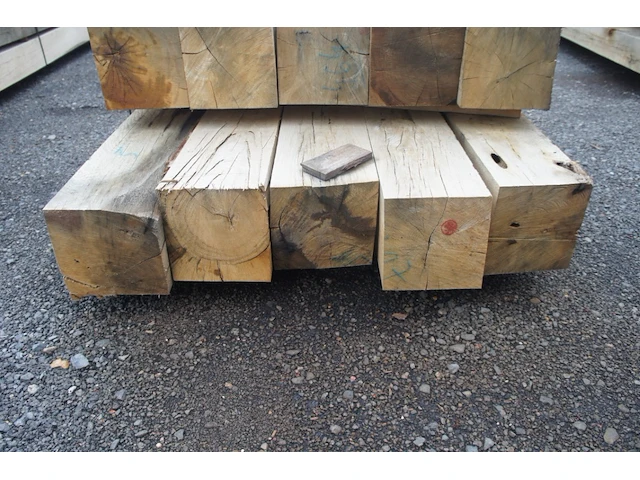 0,80 m³ eiken balken 200x200 - afbeelding 3 van  4