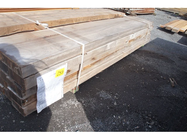 0,81 m³ padouk 65mm - afbeelding 1 van  4