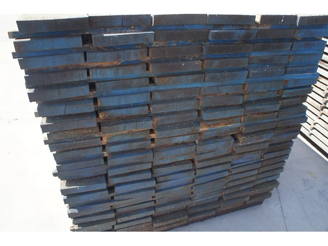 0,83 m³ eiken planken 30mm rustiek - afbeelding 4 van  5