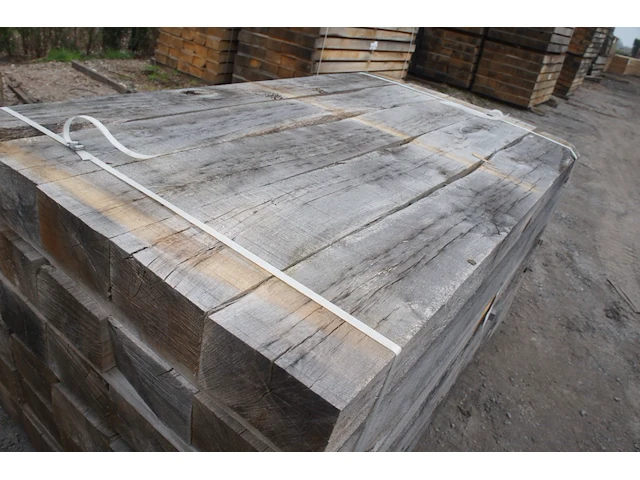 0,86 m³ industrieel eiken balken 130x220 - afbeelding 4 van  5
